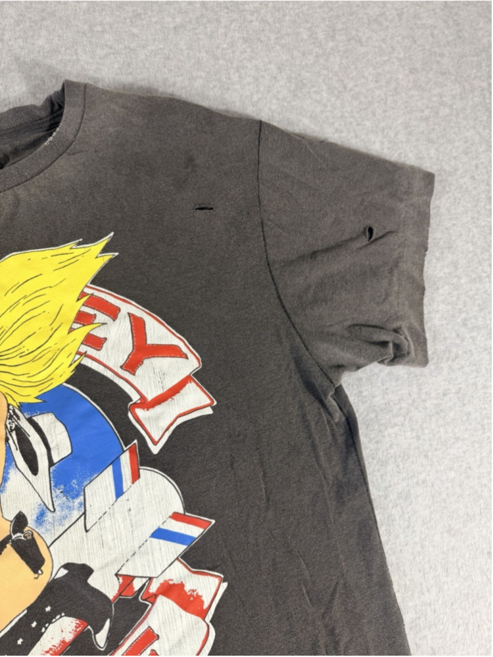 Motley Crue Girls Girls Girls T Shirt Medium Distressed Band Tee - Picture 6 of 10